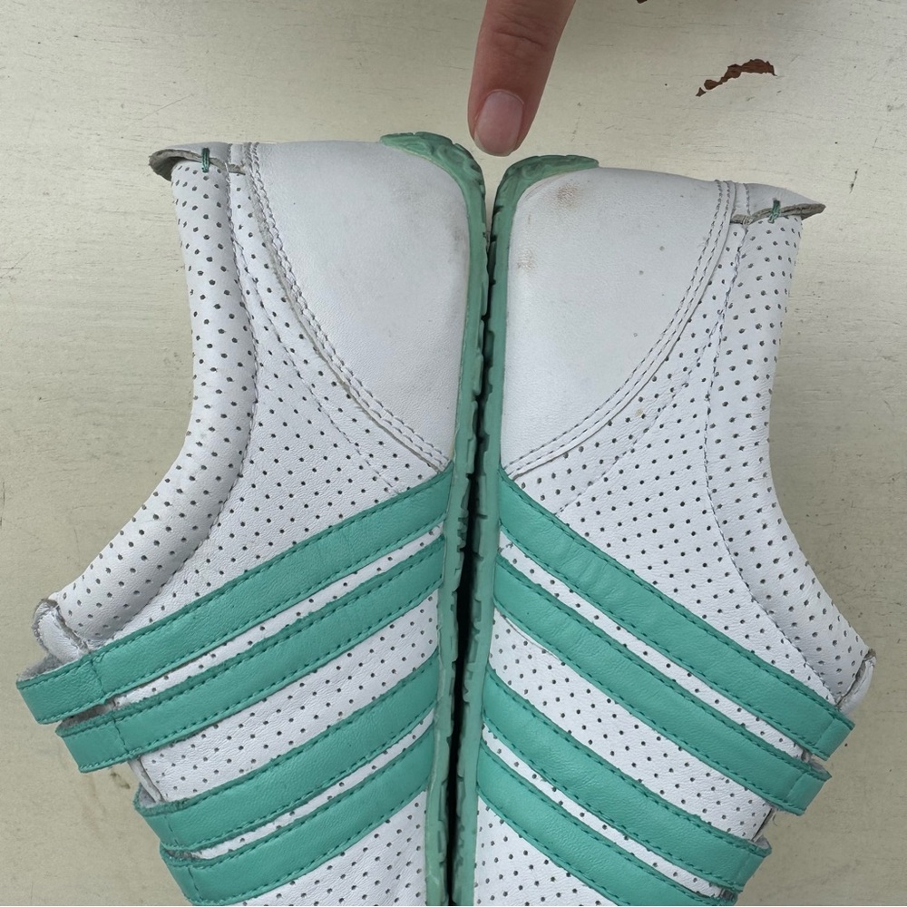 Lacoste Women’s White &Teal Perforated Preppy Y2K Sneakers Sz 9 Collegiate Prep - Picture 7 of 10